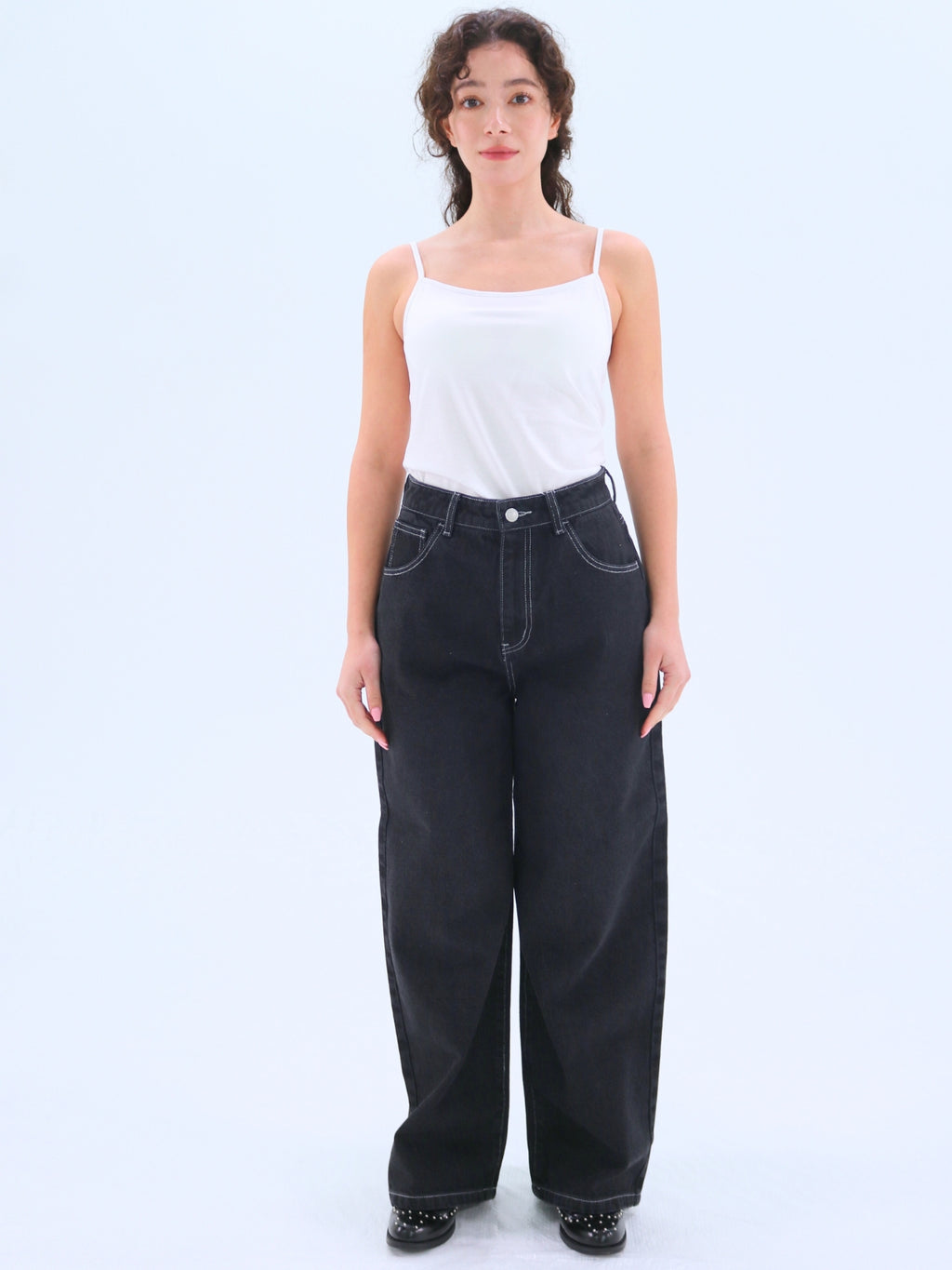 Lip Straight Denim