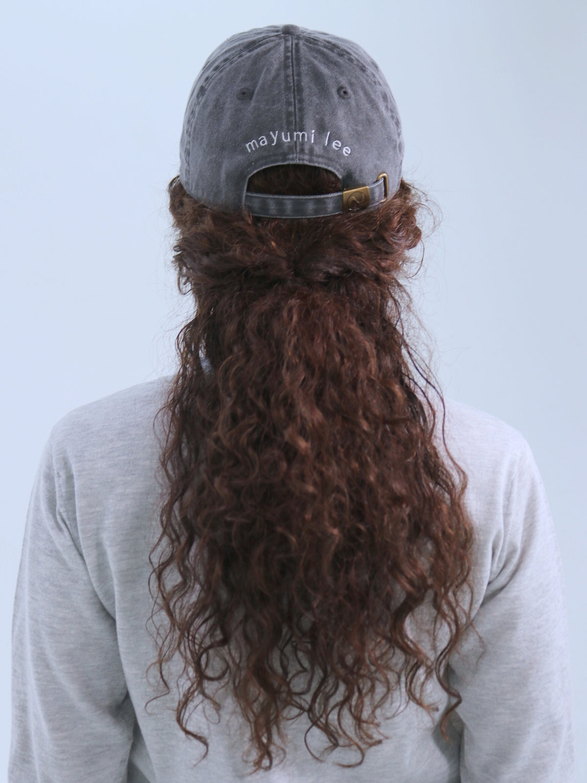 Lip Embroidered Cap