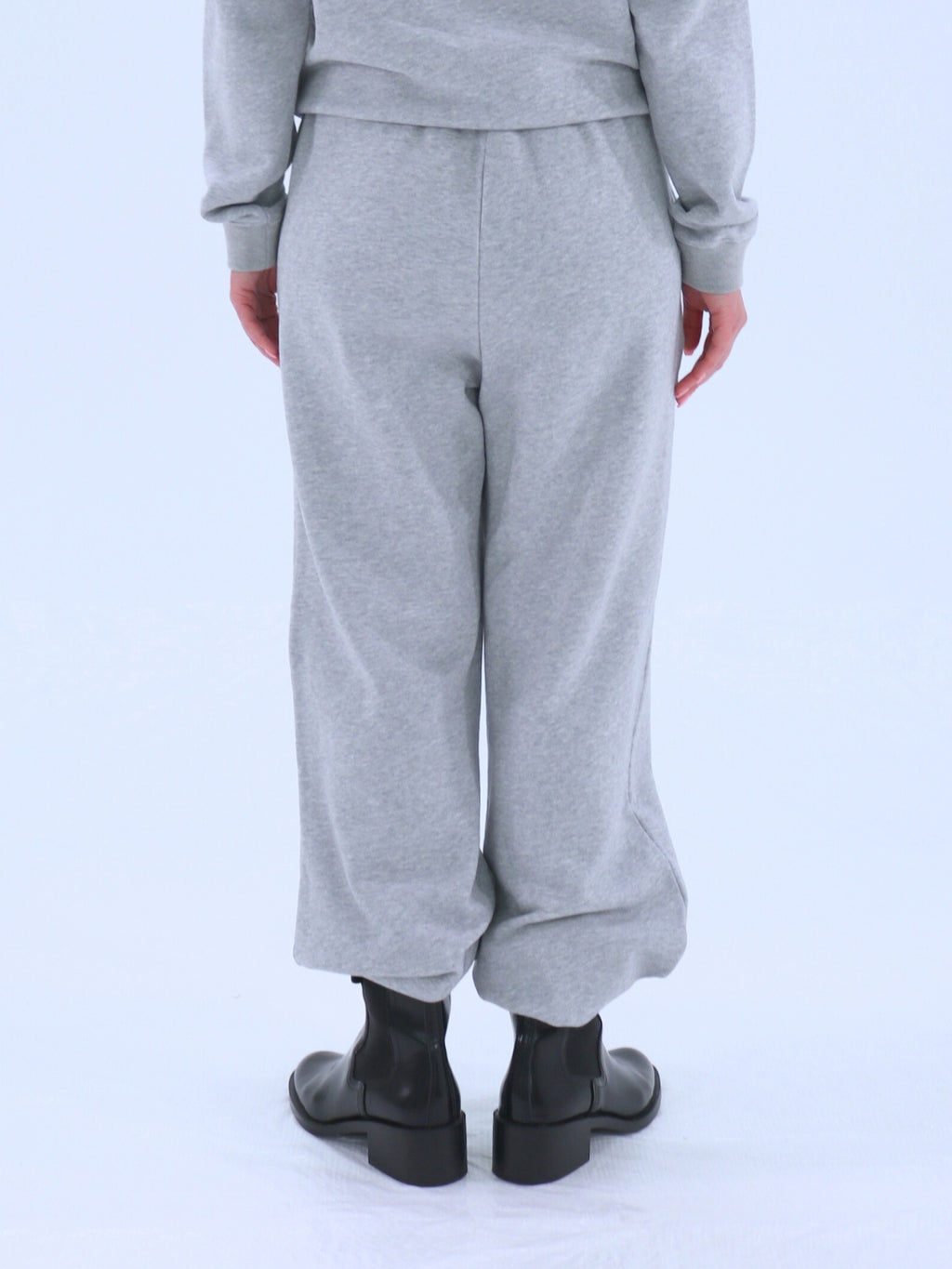 Lip Embroidered Sweatpants