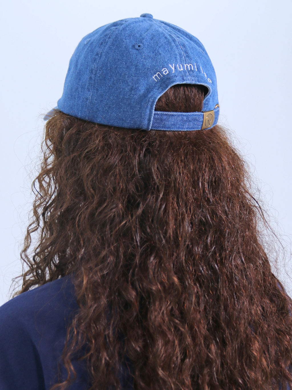 Lip Embroidered Cap