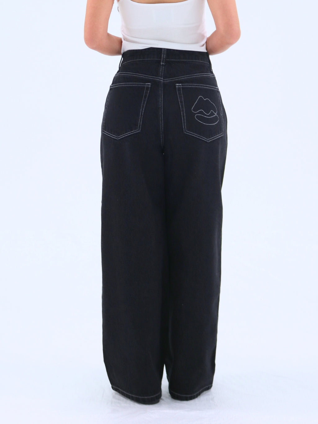 Lip Straight Denim