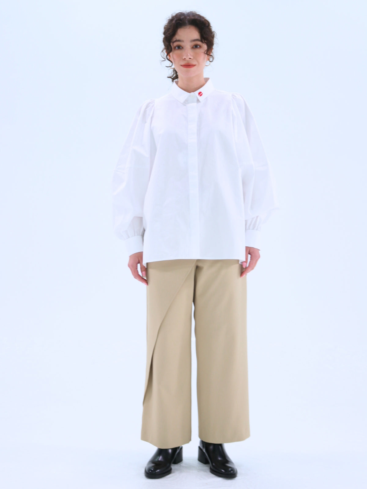 Volume Sleeve Blouse