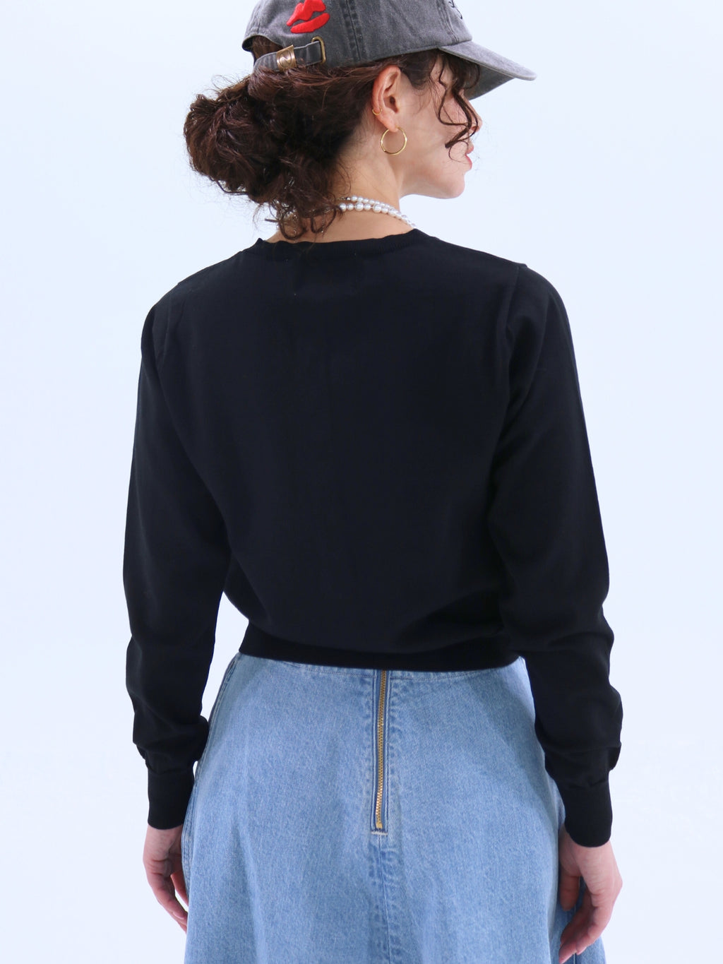 Lip Embroidered Cardigan