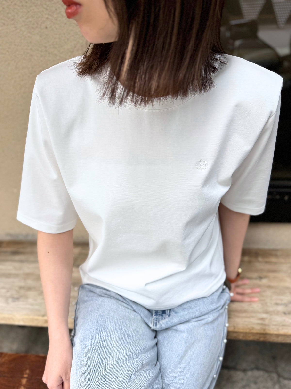 Shoulder pad T-Shirt