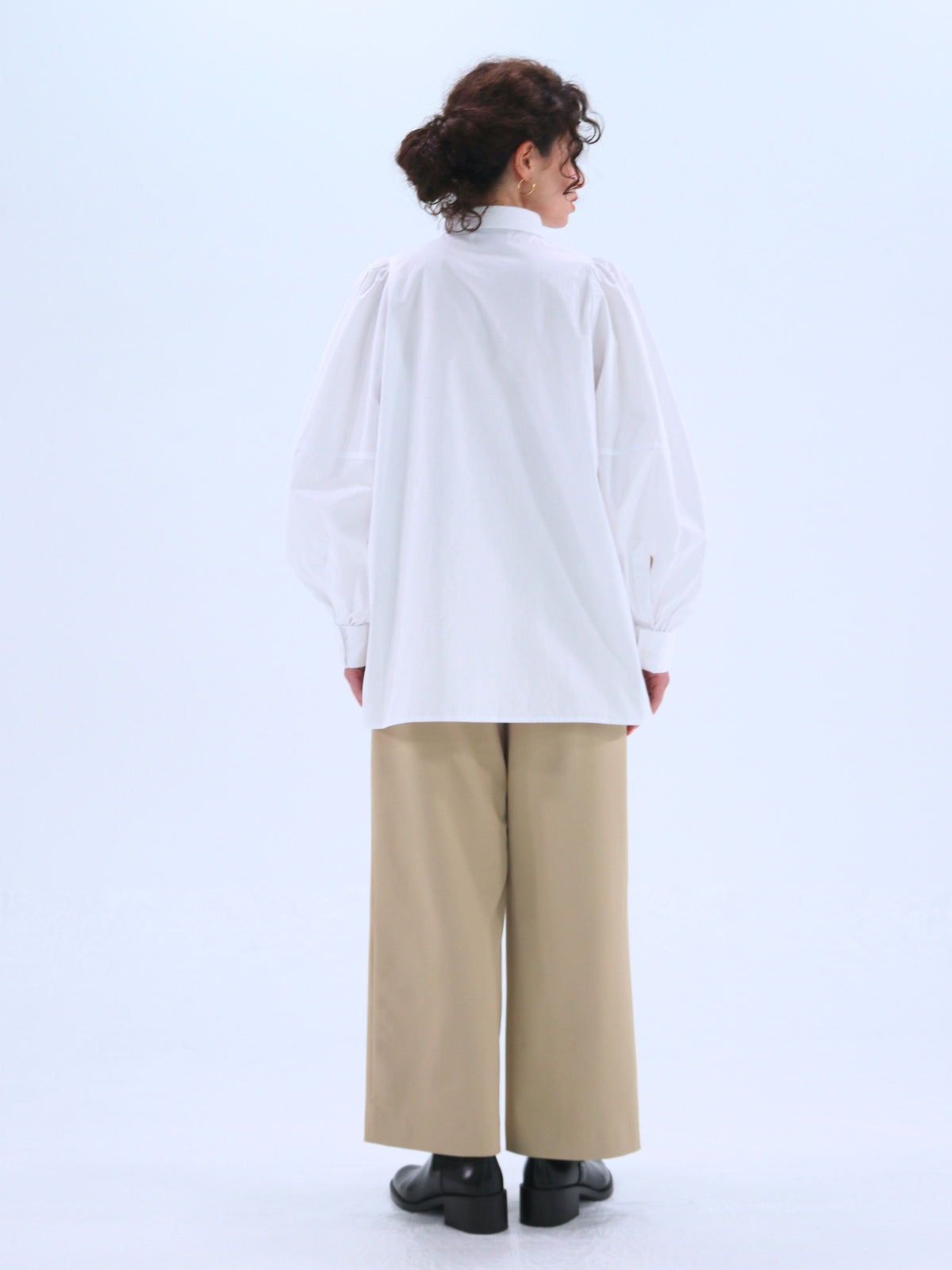 Volume Sleeve Blouse