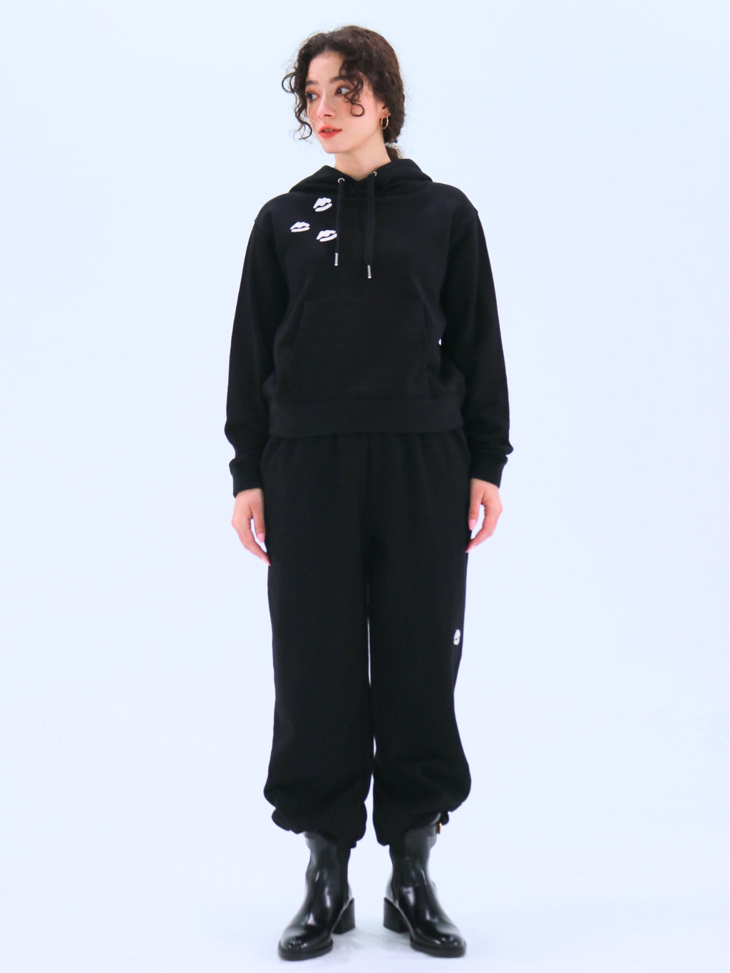 Lip Embroidered Sweat Hoodie