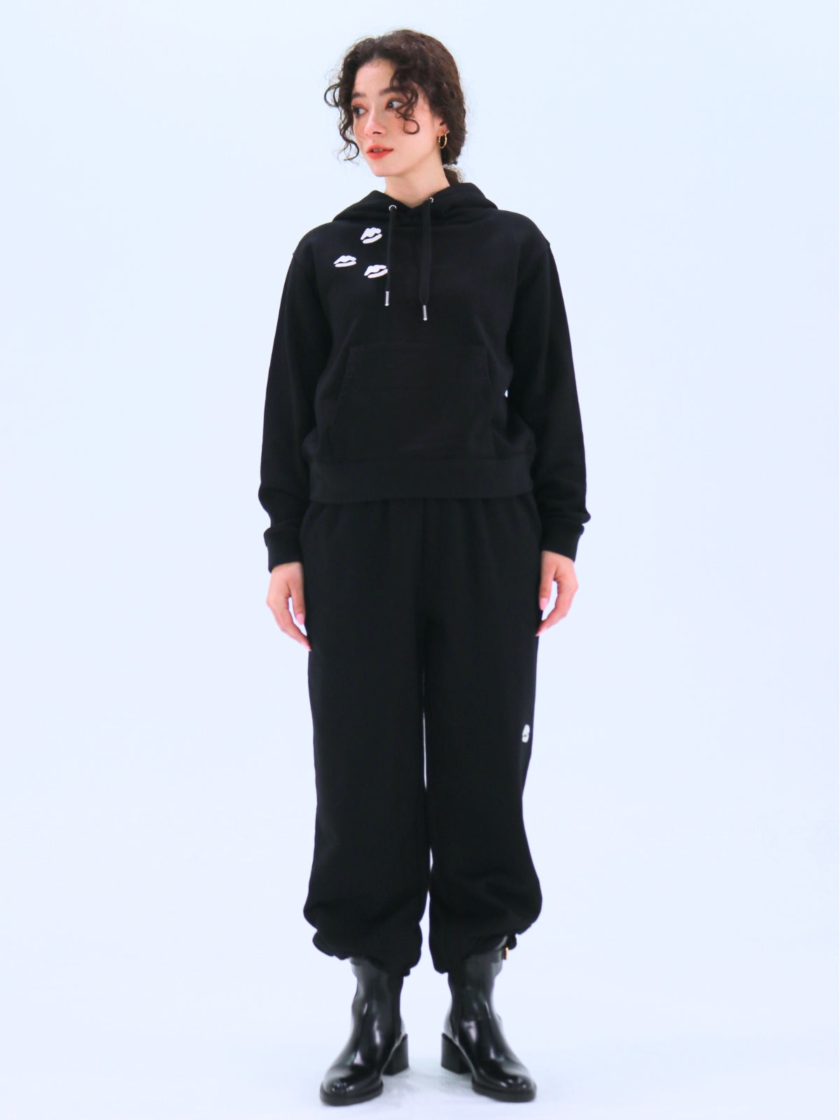 Lip Embroidered Sweat Hoodie