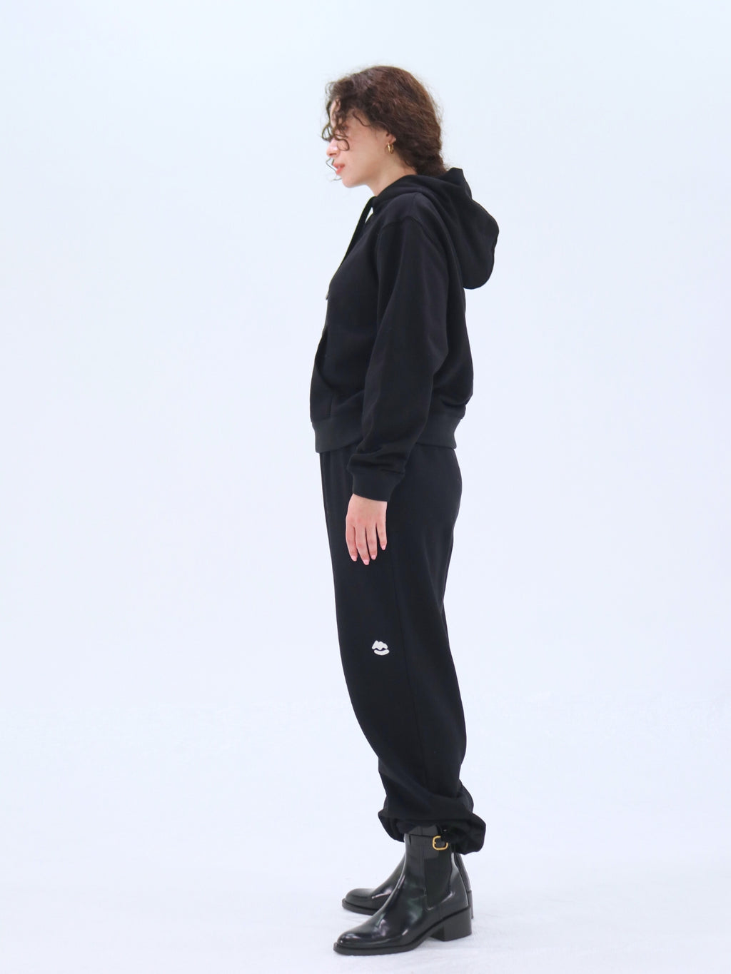 Lip Embroidered Sweat Hoodie