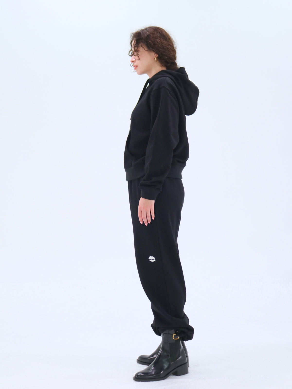 Lip Embroidered Sweat Hoodie